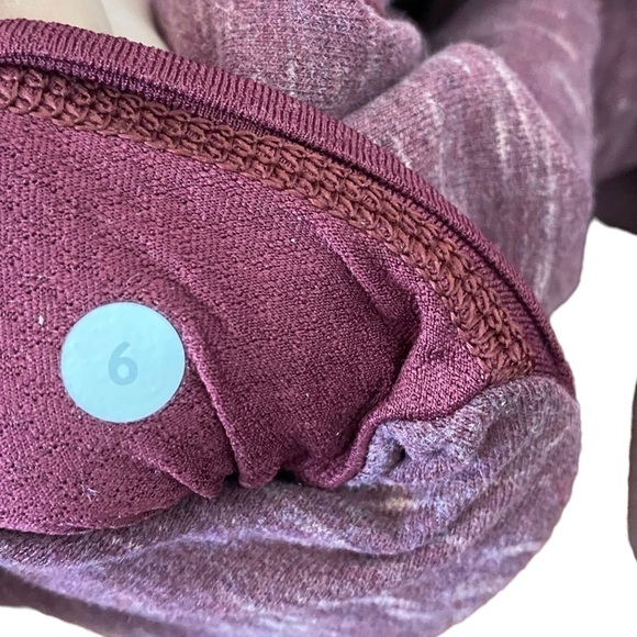 Lululemon Find Your Centre Wrap - Picture 15 of 15